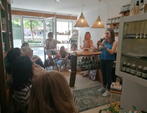 [ESPAÑA] CHARLA DE LOS LABORATOIRES ACTIVA SOBRE EL BIENESTAR DE LA MUJER