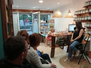 Charla sajulida